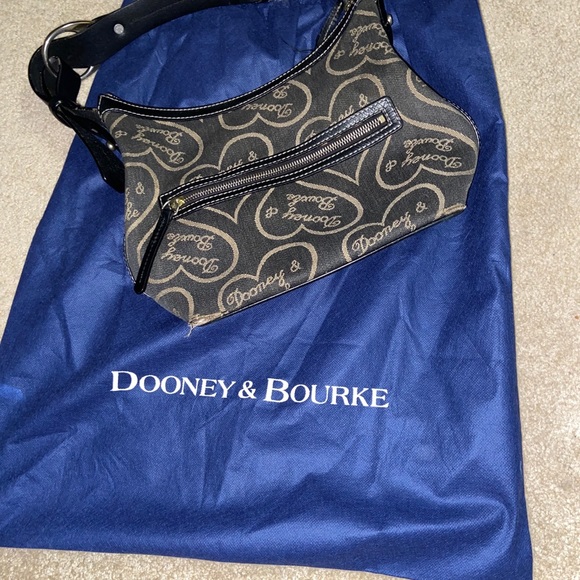 Dooney & Bourke purse - Picture 12 of 12